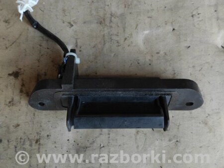 ФОТО Кнопка открывания багажника наружная для Nissan Tiida/Versa C11 Киев