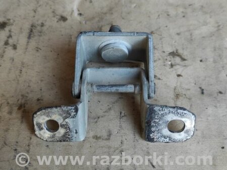 ФОТО Петля крышки багажника для Nissan Tiida/Versa C11 Киев
