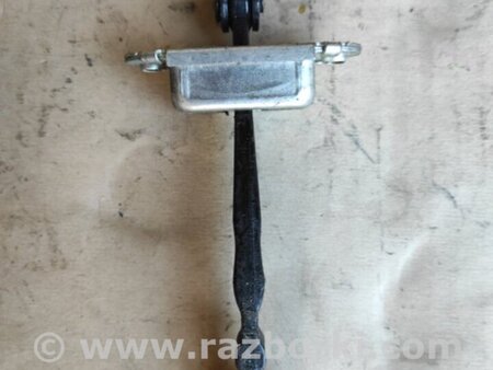 ФОТО Ограничитель двери для Nissan Tiida/Versa C11 Киев