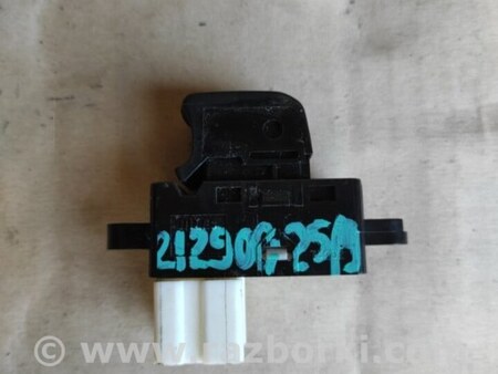 ФОТО Кнопка стеклоподьемника для Nissan Tiida/Versa C11 Киев