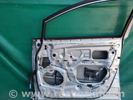 ФОТО Дверь для Toyota Venza Киев