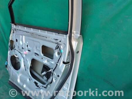 ФОТО Дверь для Toyota Venza Киев