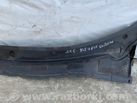 ФОТО Пластик под лобовое стекло (Жабо) для Mazda 3 BK (2003-2009) (I) Киев