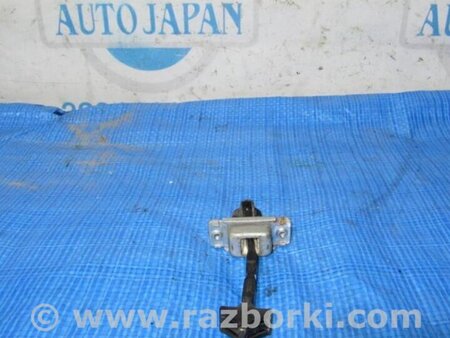 ФОТО Ограничитель двери для Mazda 3 BK (2003-2009) (I) Киев