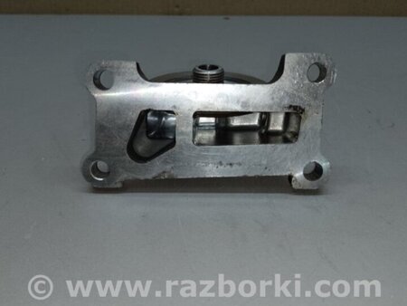 ФОТО Кронштейн масляного фильтра для Mazda 3 BL (2009-2013) (II) Киев