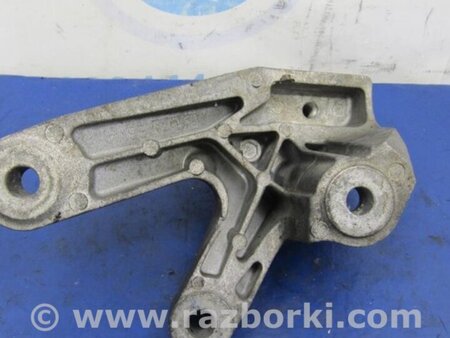 ФОТО Кронштейн крепления КПП для Mazda 3 BL (2009-2013) (II) Киев