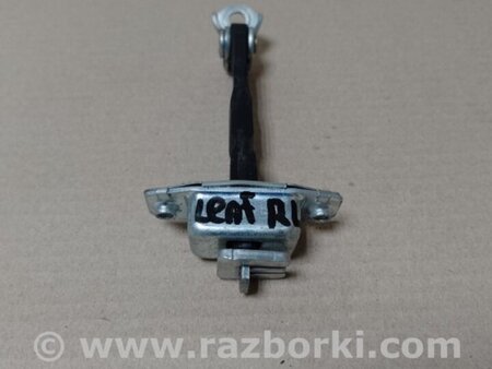 ФОТО Ограничитель двери для Toyota Aqua (2011-2015) Киев