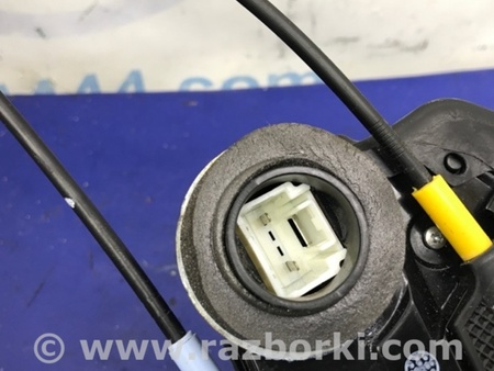 ФОТО Замок двери для Toyota Auris E150 (10.2006-11.2012) Киев