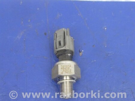 ФОТО Датчик давления топлива для Toyota Avensis T250 (02.2003-10.2009) Киев