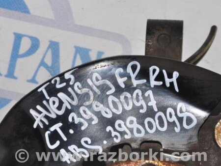 ФОТО Кулак поворотный для Toyota Avensis T250 (02.2003-10.2009) Киев