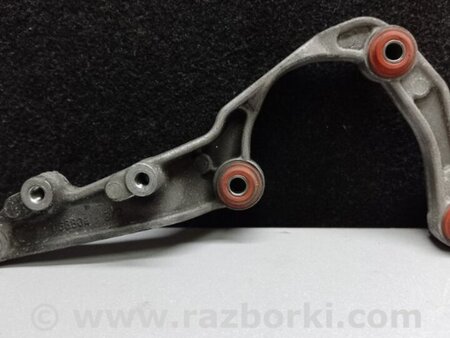 ФОТО Кронштейн для Mercedes-Benz C-CLASS W204 (07-14) Киев