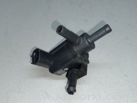 ФОТО Клапан электромагнитный (вакуумный) для Toyota Camry 30 XV30 (09.2001-03.2006) Киев