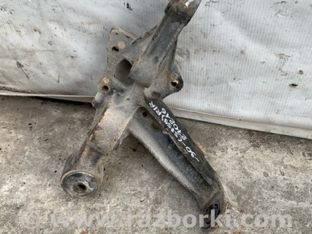 ФОТО Цапфа для Toyota Camry 30 XV30 (09.2001-03.2006) Киев