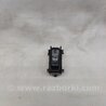 Кнопка центрального замка Toyota Camry 30 XV30 (09.2001-03.2006)