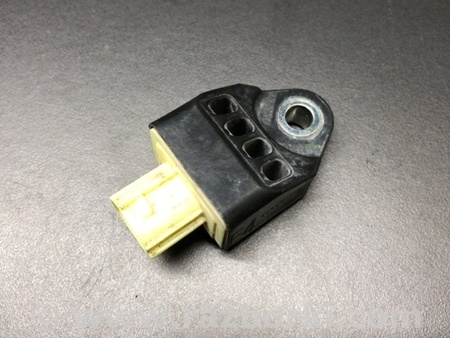 ФОТО Датчик удара для Toyota Camry 50 XV50 (08.2011-11.2014) Киев