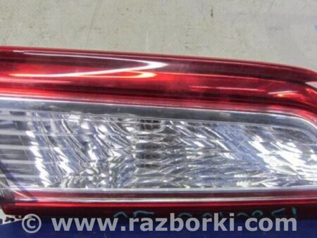 ФОТО Фонарь задний внутренний для Toyota Camry 50 XV50 (08.2011-11.2014) Киев