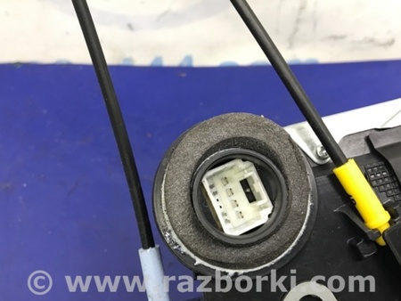 ФОТО Замок двери для Toyota Corolla E150 (11.2006-08.2013) Киев