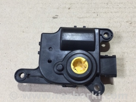 ФОТО Моторчик заслонки печки для Hyundai Elantra HD (04.2006-03.2012) Киев