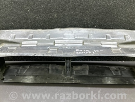 ФОТО Дефлектор радиатора для Ford Focus 3 (01.2010 - 03.2018) Киев