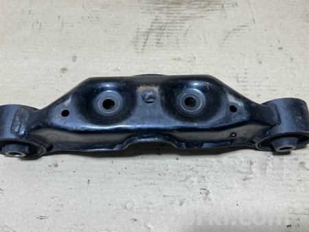 ФОТО Кронштейн редуктора для Subaru Forester SH Киев