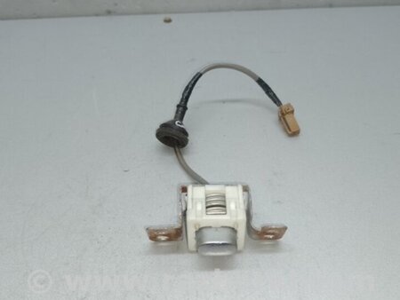 ФОТО Кнопка открывания багажника наружная для Infiniti  G25/G35/G37/Q40 Киев
