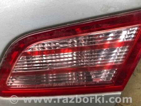 ФОТО Фонарь задний внутренний для Infiniti G35 Киев