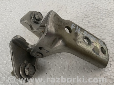 ФОТО Петля двери верхняя для Mitsubishi Galant Киев