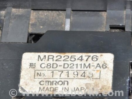 ФОТО Кнопка стеклоподьемника для Mitsubishi Galant (97-03) Киев