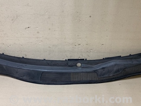 ФОТО Пластик под лобовое стекло (Жабо) для Toyota Highlander (01-07) Киев