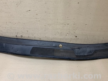 ФОТО Пластик под лобовое стекло (Жабо) для Toyota Highlander (01-07) Киев