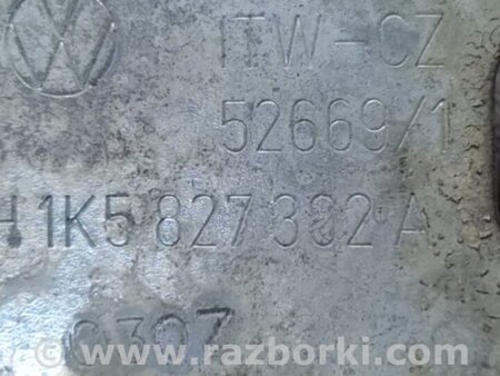 ФОТО Петля крышки багажника для Volkswagen Jetta 5 1K2, 1K5 (01.2005 - 12.2010) Киев