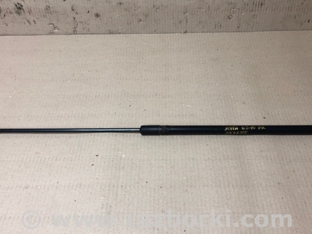 ФОТО Амортизатор капота для Volkswagen Jetta 5 1K2, 1K5 (01.2005 - 12.2010) Киев