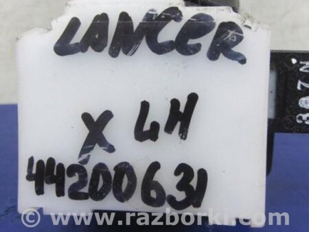 ФОТО Подрулевые переключатели (Гитара) для Mitsubishi Lancer X 10 (08-17) Киев
