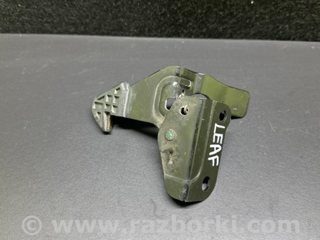 ФОТО Крюк замка капота для Nissan LEAF (10-17) Киев
