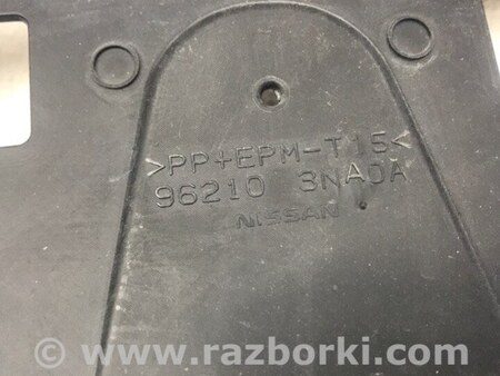 ФОТО Площадка номерного знака для Nissan LEAF (10-17) Киев