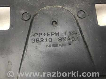 ФОТО Площадка номерного знака для Nissan LEAF (10-17) Киев