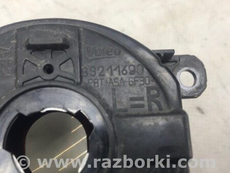 ФОТО Противотуманная фара для Nissan LEAF (10-17) Киев