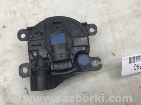 ФОТО Противотуманная фара для Nissan LEAF (10-17) Киев