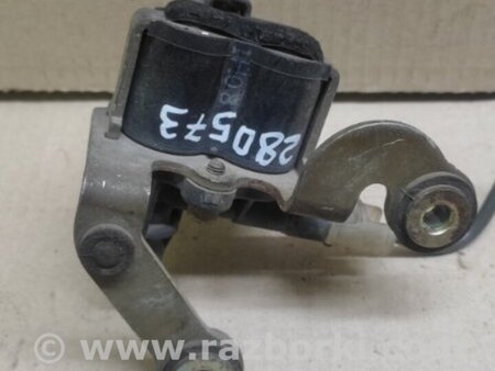 ФОТО Клапан гидроподвески для Lexus LS430 (00-06) Киев