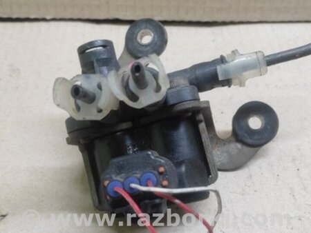 ФОТО Клапан гидроподвески для Lexus LS430 (00-06) Киев
