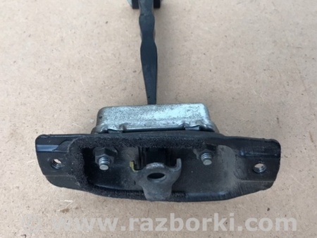 ФОТО Ограничитель двери для Infiniti M25/M37/M56/Q70/M35H Киев
