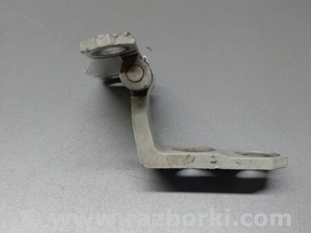 ФОТО Петля двери нижняя для Infiniti M35/M45 Киев