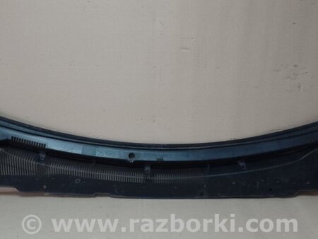 ФОТО Пластик под лобовое стекло (Жабо) для Lincoln MKS (08-16) Киев