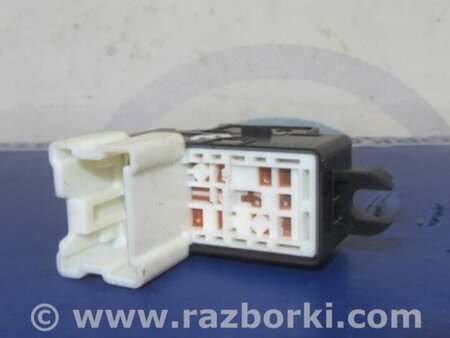ФОТО Кнопка стеклоподьемника для Nissan Note E11 (2006-2013) Киев