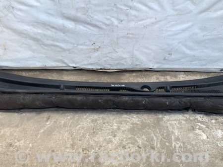 ФОТО Пластик под лобовое стекло (Жабо) для Subaru Outback BR Киев