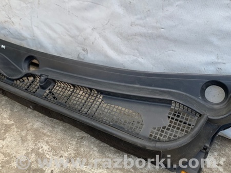 ФОТО Пластик под лобовое стекло (Жабо) для Subaru Outback BR Киев