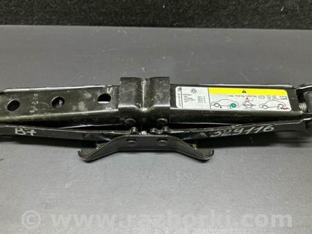 ФОТО Домкрат для Volkswagen Passat B7 (09.2010-06.2015) Киев