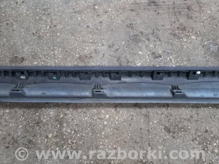 ФОТО Накладка порога наружная для Volkswagen Passat CC (03.2008-01.2012) Киев