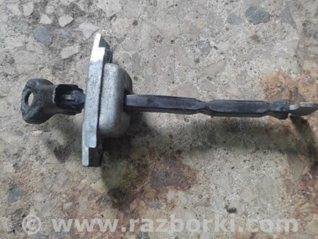 ФОТО Ограничитель двери для Toyota Prius 20 Киев