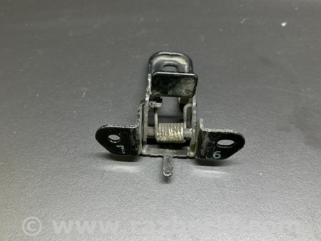 ФОТО Крюк замка капота для Toyota Prius 30 (09-17) Киев